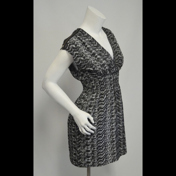 GUESS Dress Black White Print with Pockets - Picture 2 of 7